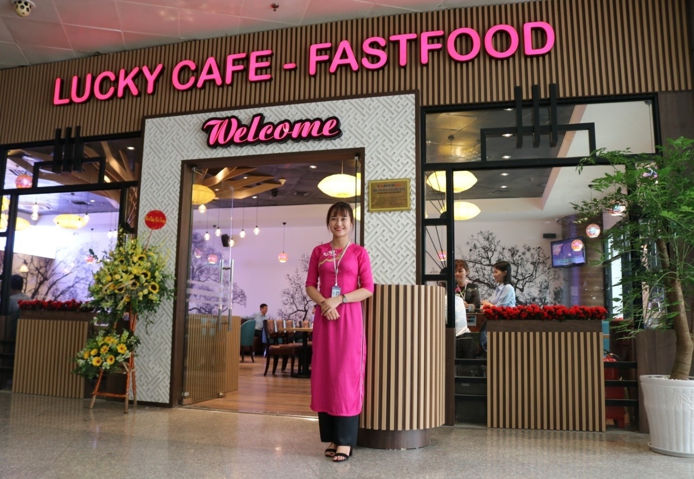 Taseco Airs jubilantly reopens Lucky Cafe fast food counter