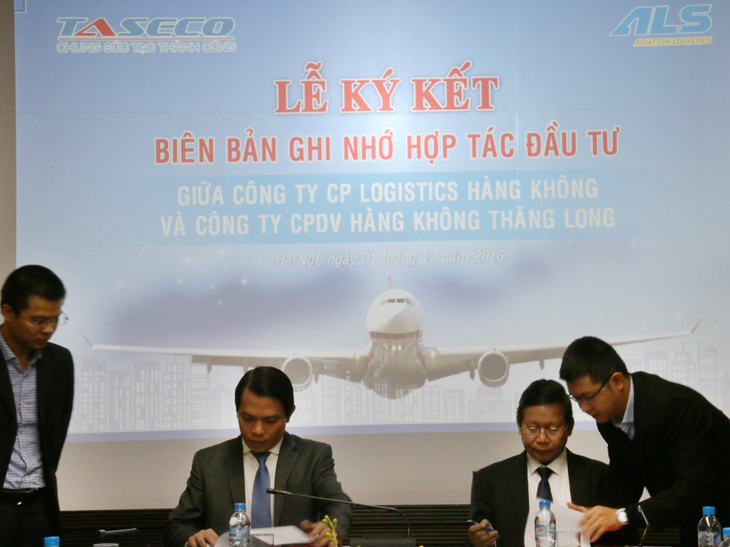 Signing ceremony of memorandum of understanding on investment cooperation between ALS and Taseco Group