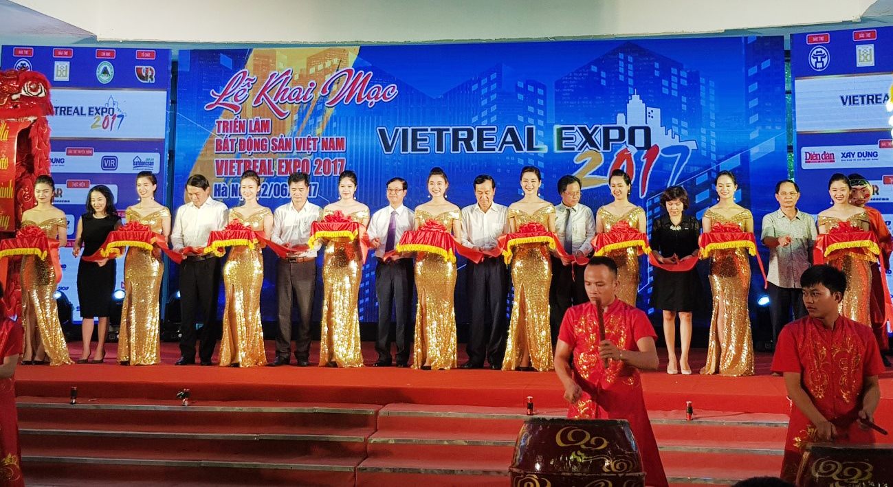 Taseco is the main sponsor and attends Vietreal Expo 2017 exhibition